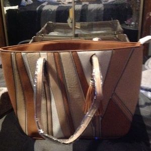 Never worn neutral colored Aldo purse