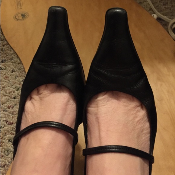FLASH SALE!! Prada authentic sling back 7 1/2 - Picture 2 of 8