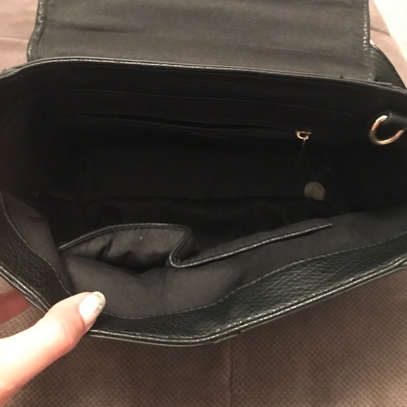 Black Crossbody! - Picture 3 of 3