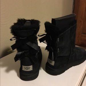 Short Bailey UGG boots