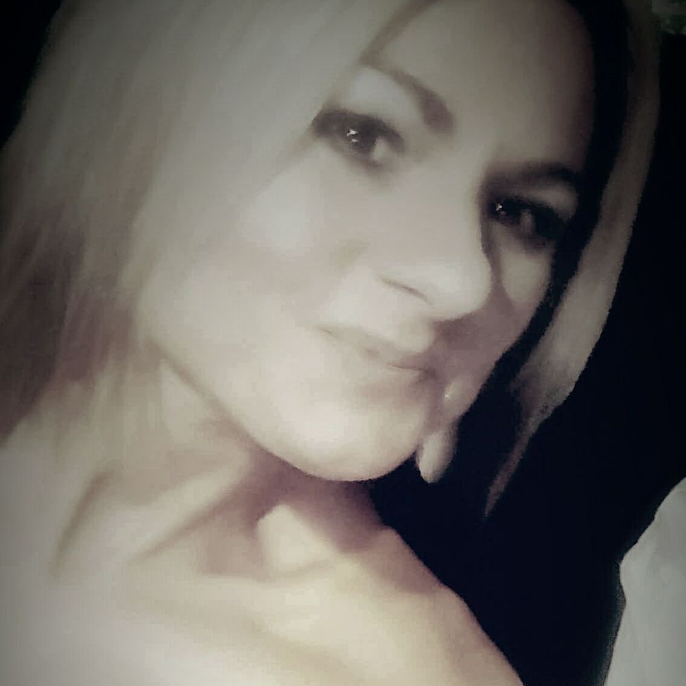 Meet your Posher, Angie