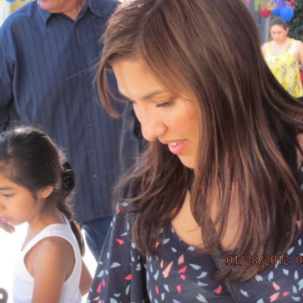 Meet your Posher, Mia