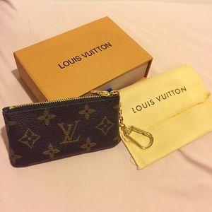 LV MONOGRAM KEY POUCH