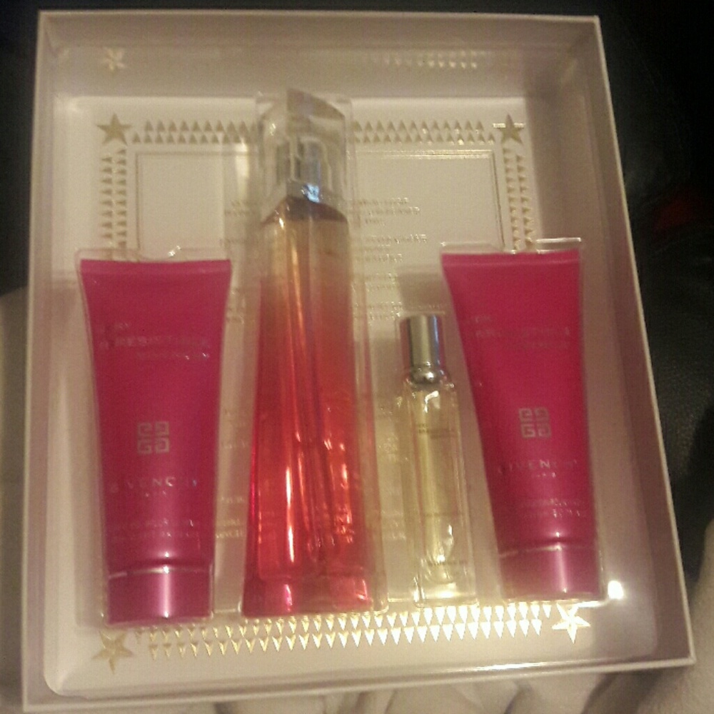 Very irresistible Givenchy perfume