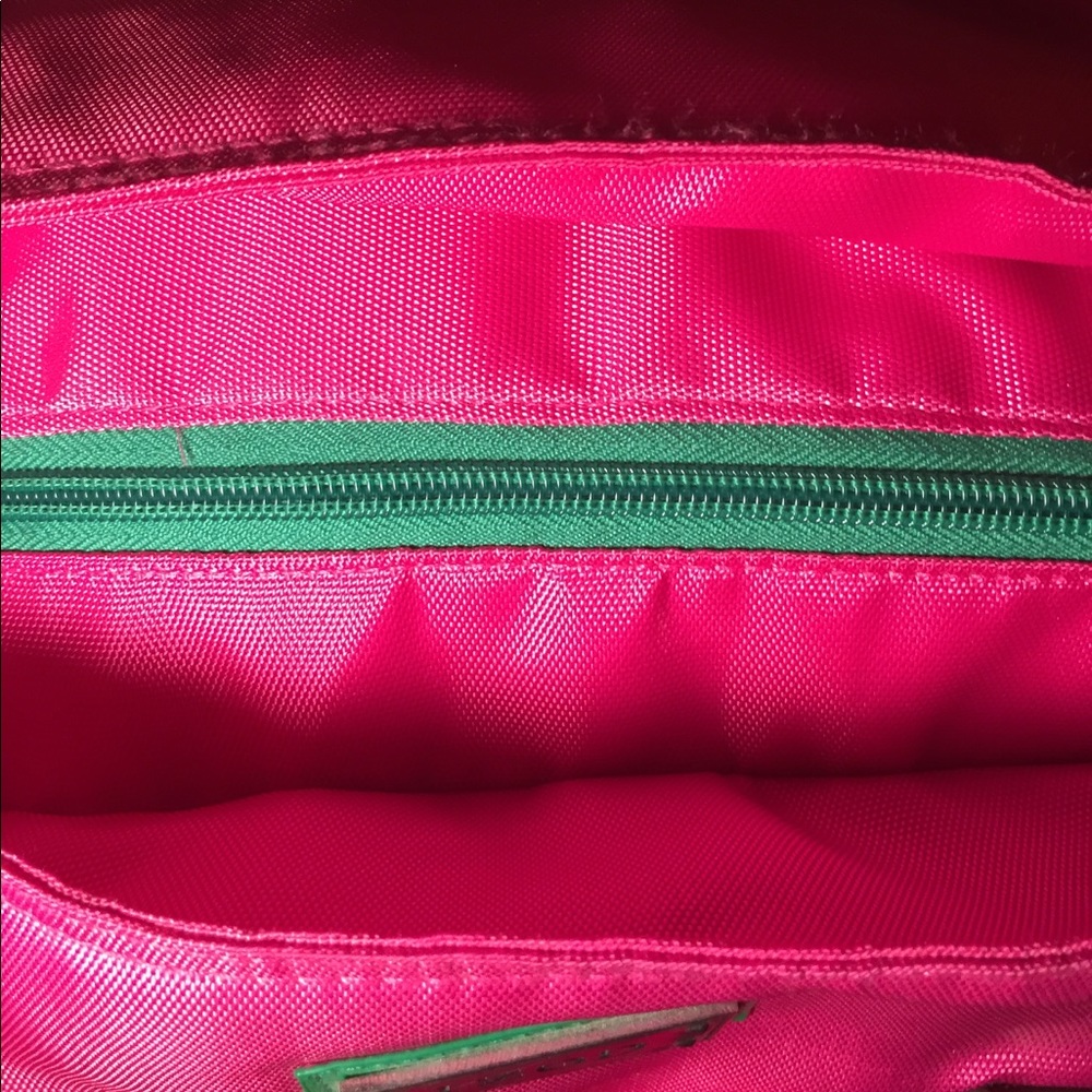IZOD Bag - Picture 5 of 8