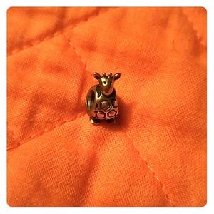 Giraffe Pandora charm