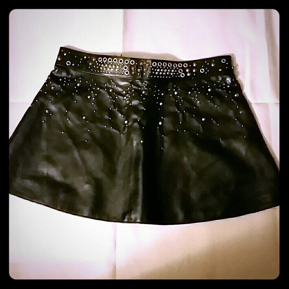 SOLD NEW Zara Studded Skirt