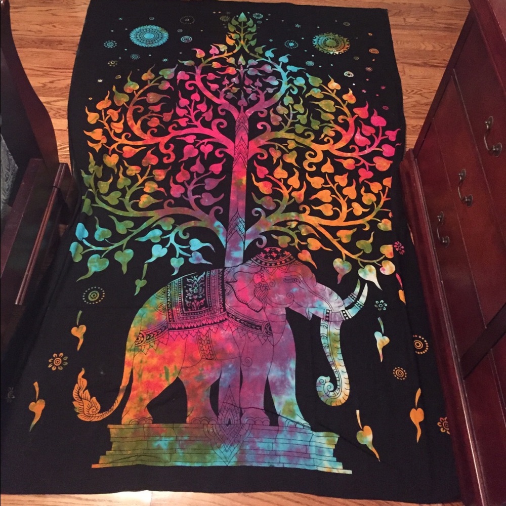 Huge tapestry