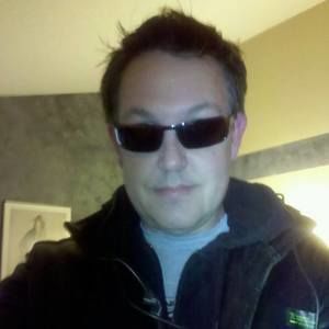 Meet your Posher, Dennis