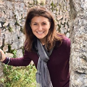 Meet your Posher, Dana