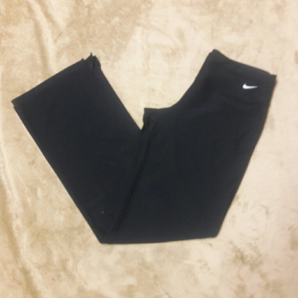 Nike Pants - @shadylittlestar ONLY🎉MUST GO🎉Nike Dry Fit Pants