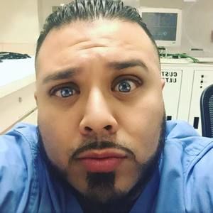 Meet your Posher, Carlos