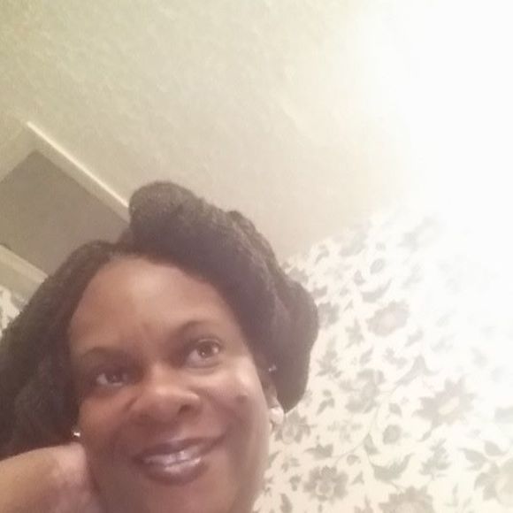 Meet your Posher, Rita - Picture 1 of 1