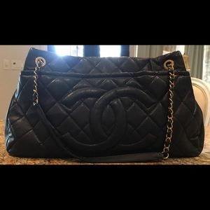 Chanel black purse