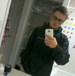 Meet your Posher, Blaine