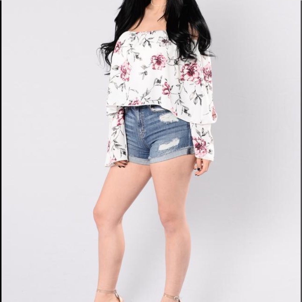 🥀DONATING 4/20 Off the Shoulder Flower Top - Picture 1 of 6