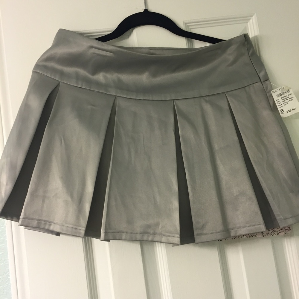 Silver pleated skirt with pink lace underlining
