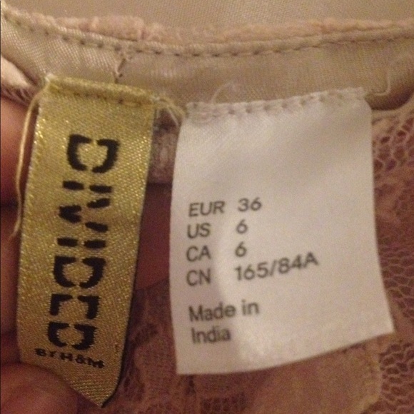 ✨SOLD on Instagram✨ H&M teen wolf Lydia Martin - Picture 3 of 4