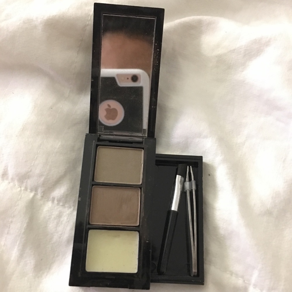 ✨SEPHORA EYEBROW POWDER✨