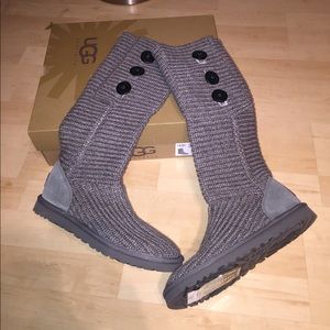 NWT UGG Cardy Classic Women's Boot Sz 9