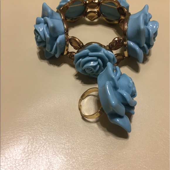 🎀TURQUOISE ROSETTE BRACELET & RING SET - Picture 2 of 3
