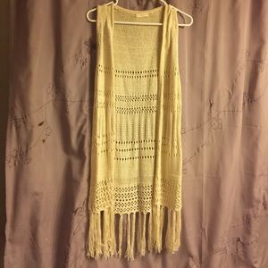 Crochet fringed sleeveless cardigan