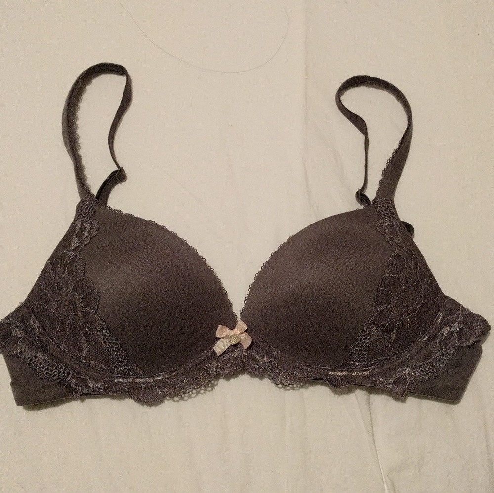 Body by Victoria's Secret wireless bra