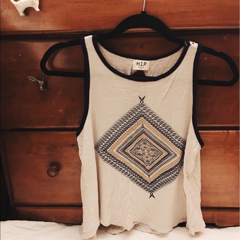 beige loose tank