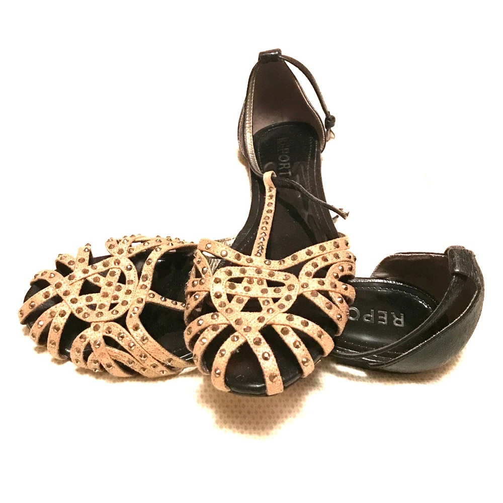 Report Sandals
