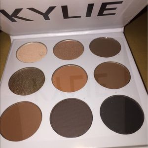 Bronze palette