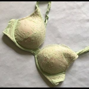 34B Victoria's Secret mint green bra
