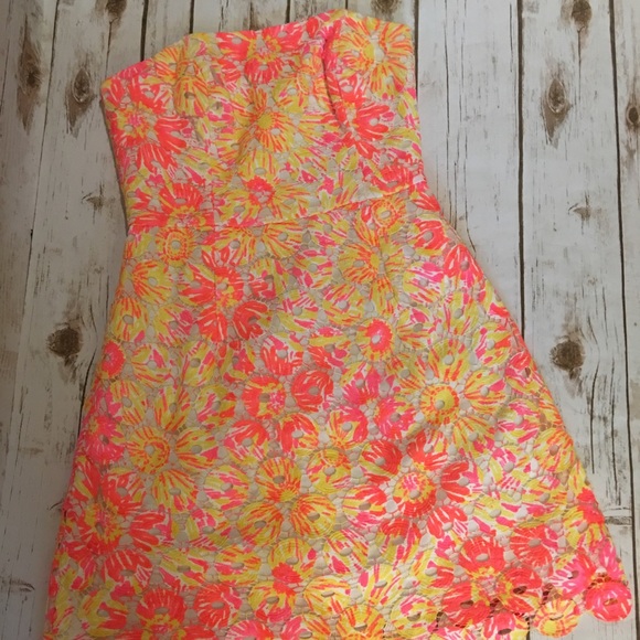 Stunning Lilly Pulitzer Sz 2 Strapless Dress - Picture 2 of 6