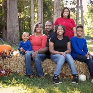 Meet your Posher, Antoine