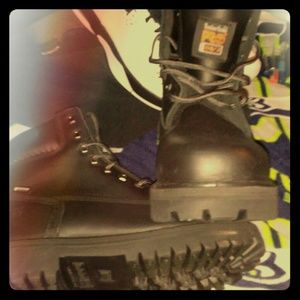 Size 9 Black Steel toed Timberland Pros boots