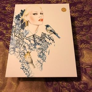 GLOSSYBOX - COMPLETE WITH 6 ITEMS