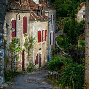 Meet your Posher, Deborah