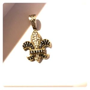 Philip gavariel pendant