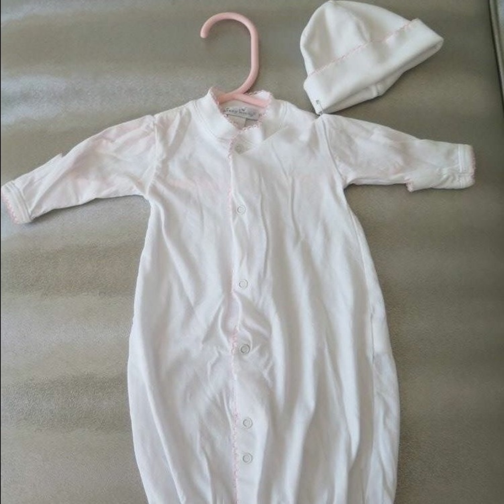 Kissy Kissy White Gown with matching hat