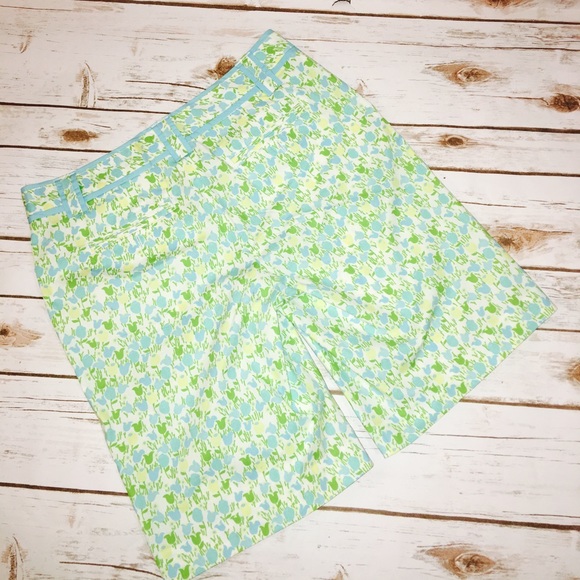 Lilly Pulitzer Palm Beach Fit Sz 2 Tip Toe Tulips - Picture 2 of 5