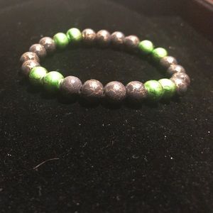 Green and grey beaded bracelet