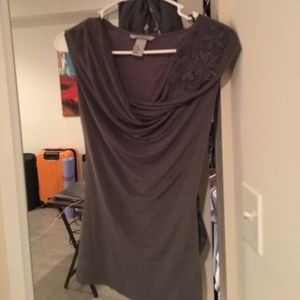 H&M gray/silver Top!