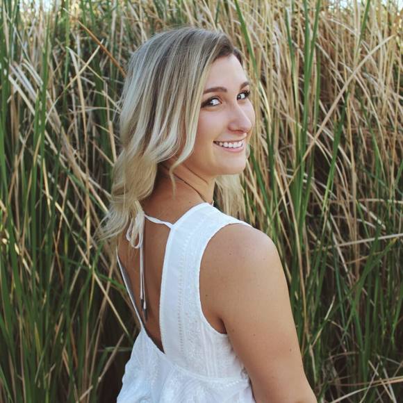 Meet the Posher Other - Meet your Posher, Ashley