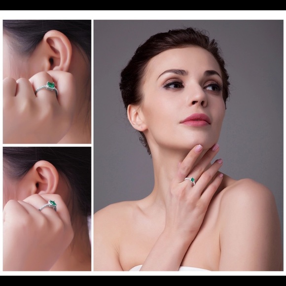 Sterling Silver CZ Square Green Emerald Ring π - Picture 5 of 8