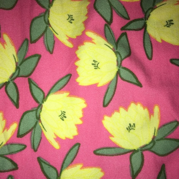 LuLaRoe Leggings OS Muted Pink with Yellow Flowers - Picture 3 of 3