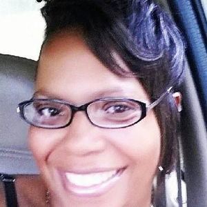 Meet your Posher, Davida