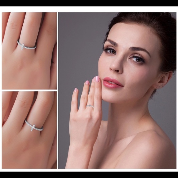 Sterling Silver CZ Sideways Cross Ring - Picture 4 of 8