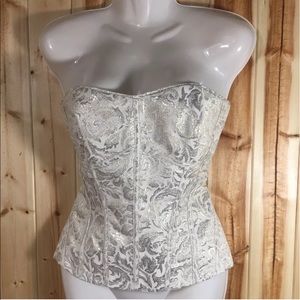 White house black market top