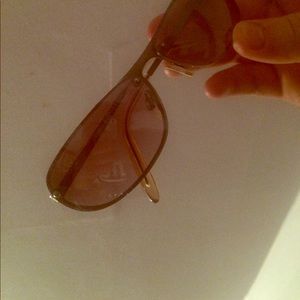 Kenneth Cole reaction