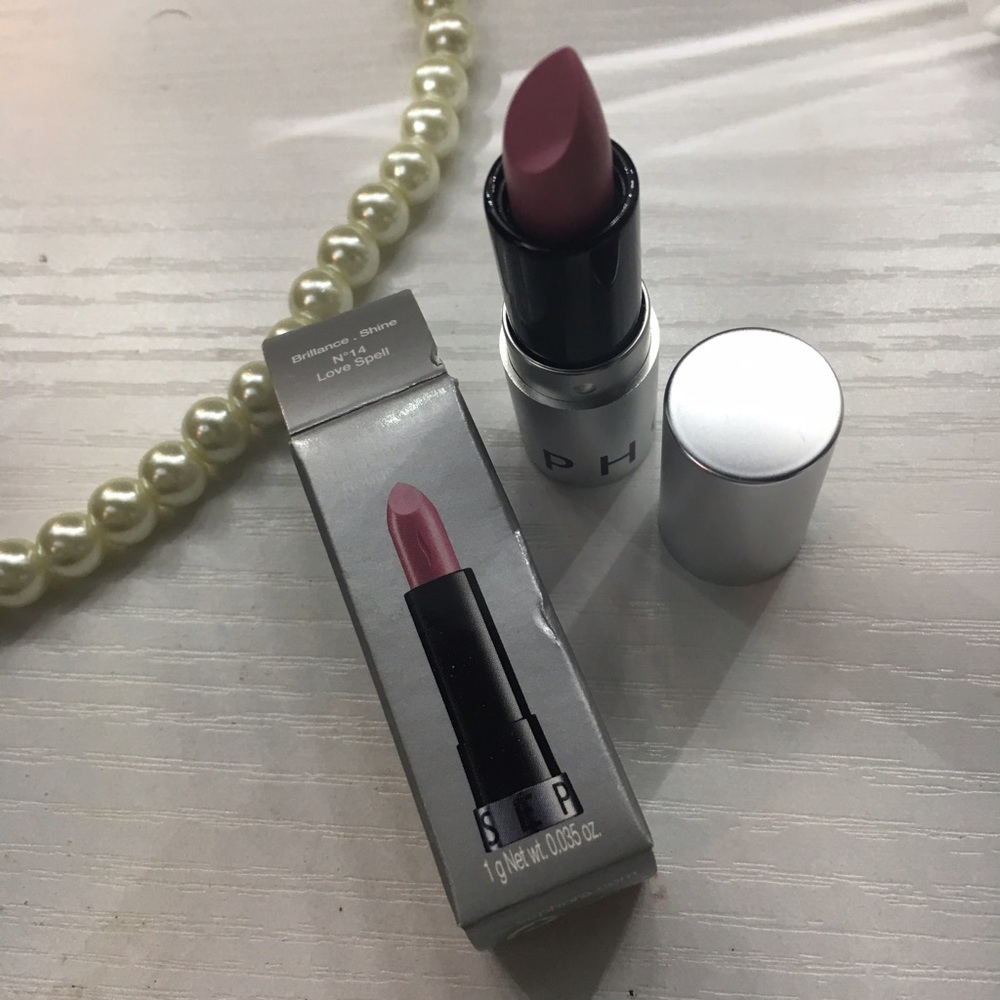 Sephora Rouge Shine mini lipstick in Love Spell