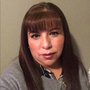 Meet your Posher, Laura i